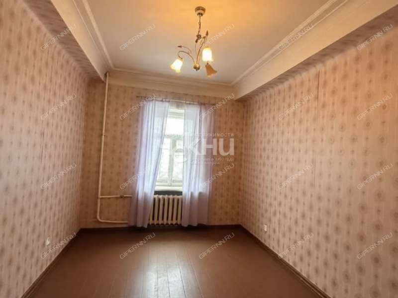 трёхкомнатная квартира на проспекте Гагарина дом 14