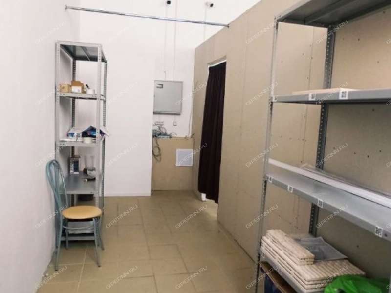 помещение под помещение свободного назначения, торговую площадь на 2-й Дорожной улице