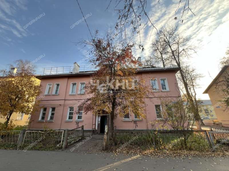 трёхкомнатная квартира на Молодёжном проспекте дом 70