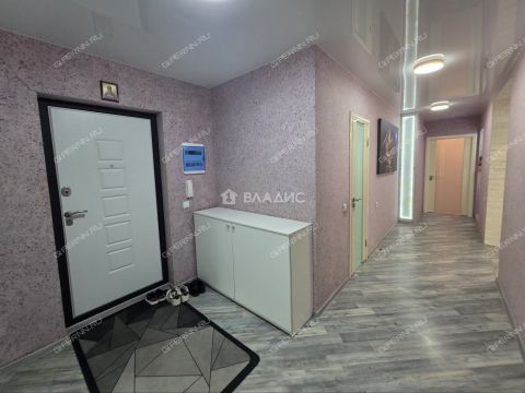 3-komnatnaya-ul-belozerskaya-d-4 фото