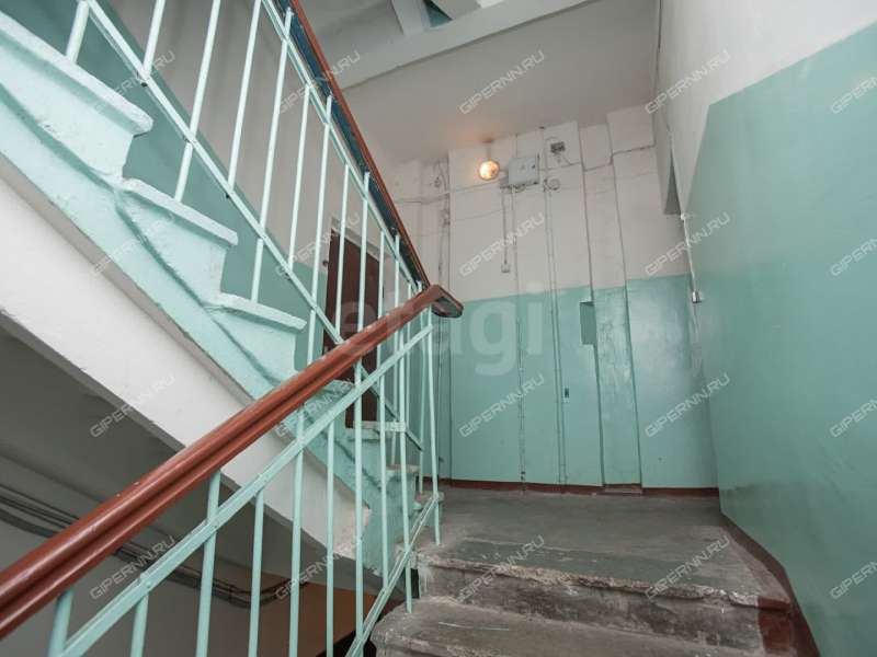 трёхкомнатная квартира на улице Страж Революции дом 23