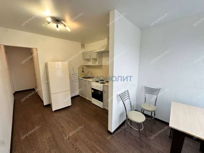 однокомнатная квартира на бульваре 60-летия Октября дом 21 к2