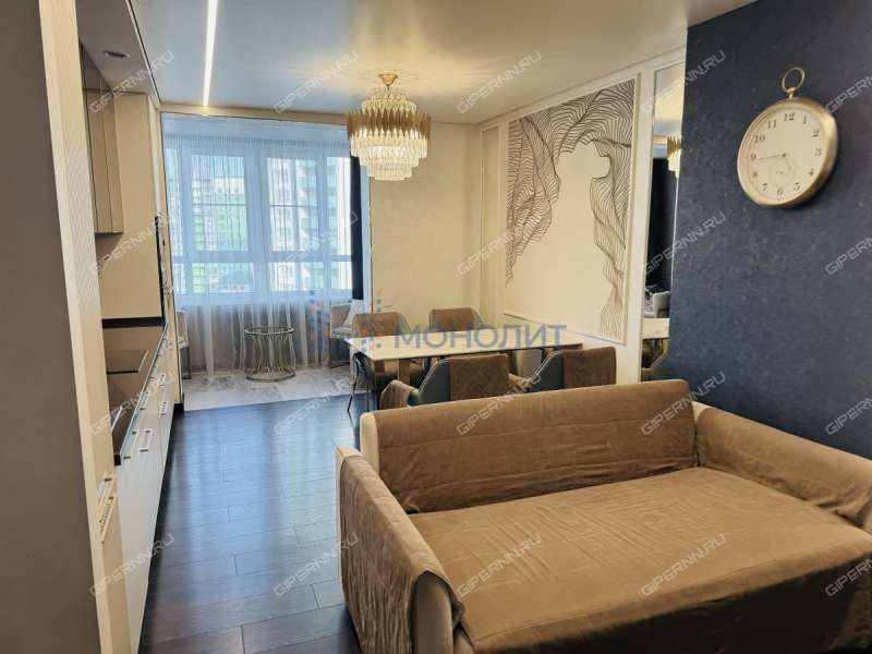 трёхкомнатная квартира на Лысогорской улице дом 89 к3