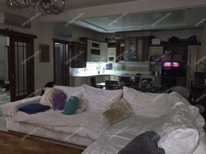 четырёхкомнатная квартира на улице Минина дом 19/6