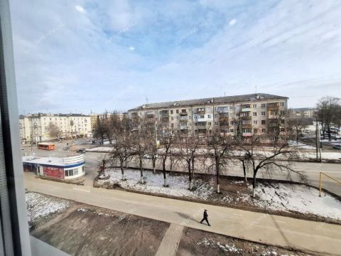 1-komnatnaya-prosp-kirova-d-1 фото