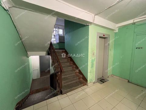 3-komnatnaya-ul-golubeva-d-4 фото