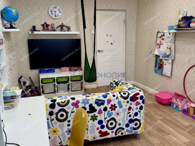 четырёхкомнатная квартира на улице Строкина дом 18