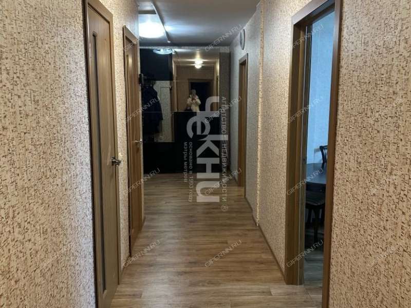 трёхкомнатная квартира на Первоцветной улице дом 6