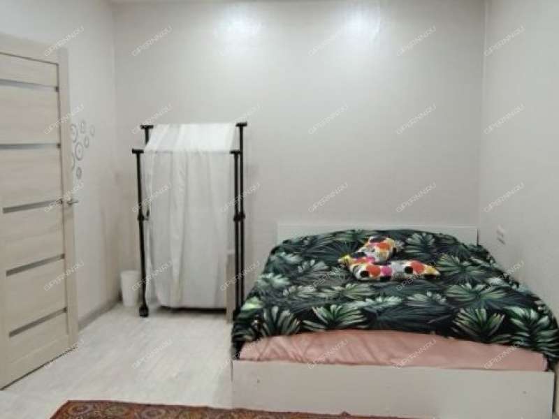 двухкомнатная квартира на сутки на улице Ногина дом 15