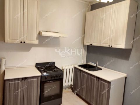 1-komnatnaya-ul-oktyabrskoy-revolyucii-d-56 фото