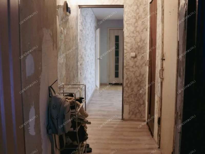 трёхкомнатная квартира на проспекте Кирова дом 16