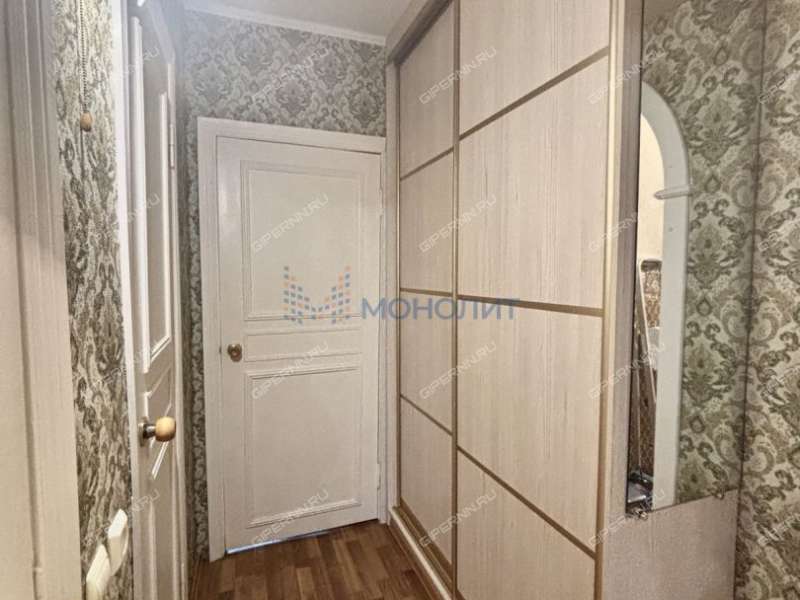 трёхкомнатная квартира на улице Верхнепечёрская дом 5