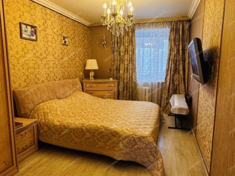 трёхкомнатная квартира на улице Обухова дом 45