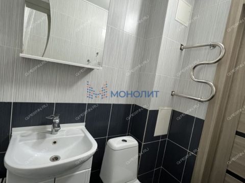 1-komnatnaya-ul-vyatskaya-d-4 фото