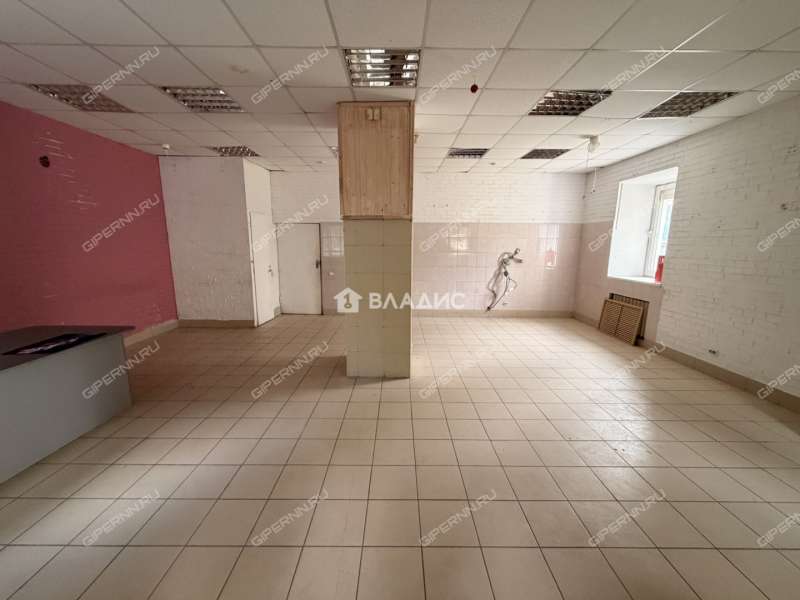 помещение под помещение свободного назначения на улице Героя Безрукова