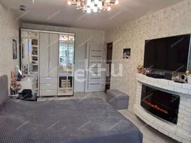 трёхкомнатная квартира на проспекте Кораблестроителей дом 32