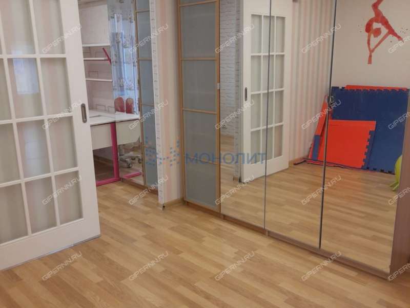 трёхкомнатная квартира на улице Родионова дом 189/24