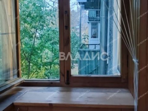 3-komnatnaya-ul-geroya-chugunova-d-5a фото