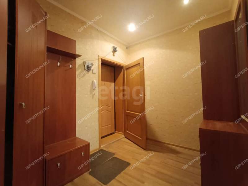 трёхкомнатная квартира на улице Чаадаева дом 19