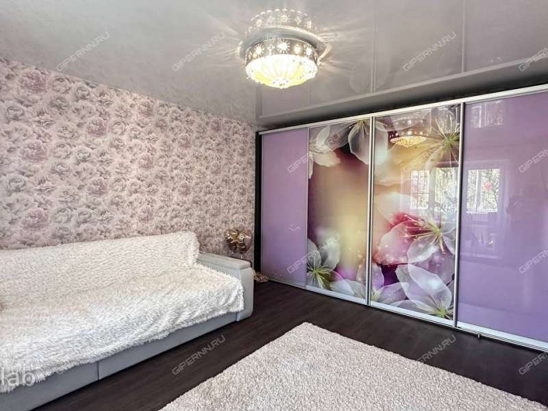 двухкомнатная квартира на Зелёной улице дом 12Б город Кстово