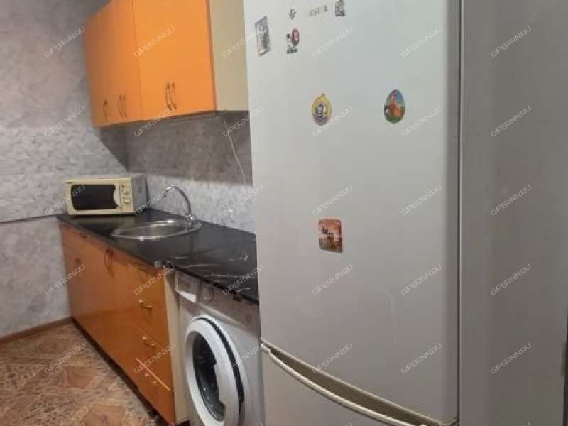 комната в доме 12 к1 на Мончегорской улице