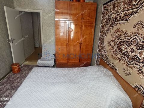 4-komnatnaya-ul-admirala-makarova-d-8-k1 фото