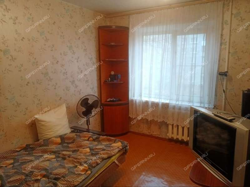 трёхкомнатная квартира на Космической улице дом 58