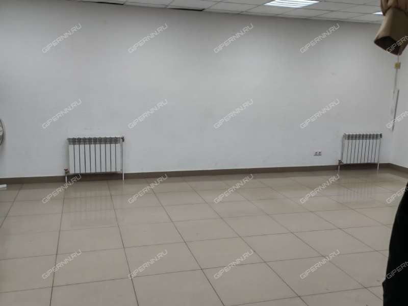 помещение под торговую площадь на улице Родионова