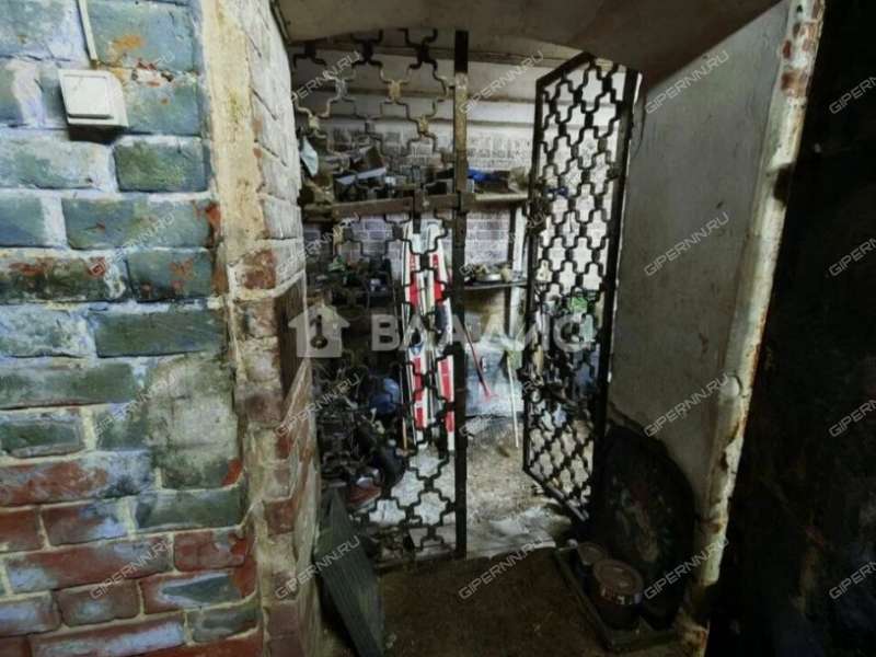 дом на улице Сутырина посёлок Ленинская Слобода