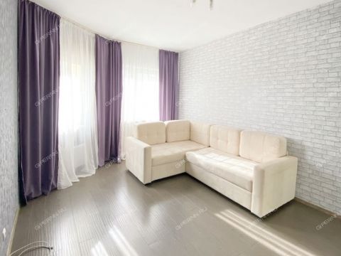 3-komnatnaya-ul-bogdanovicha-d-6 фото