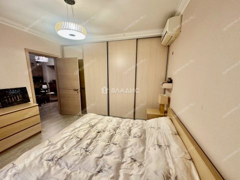 1-komnatnaya-b-r-akademika-koroleva-d-10 фото