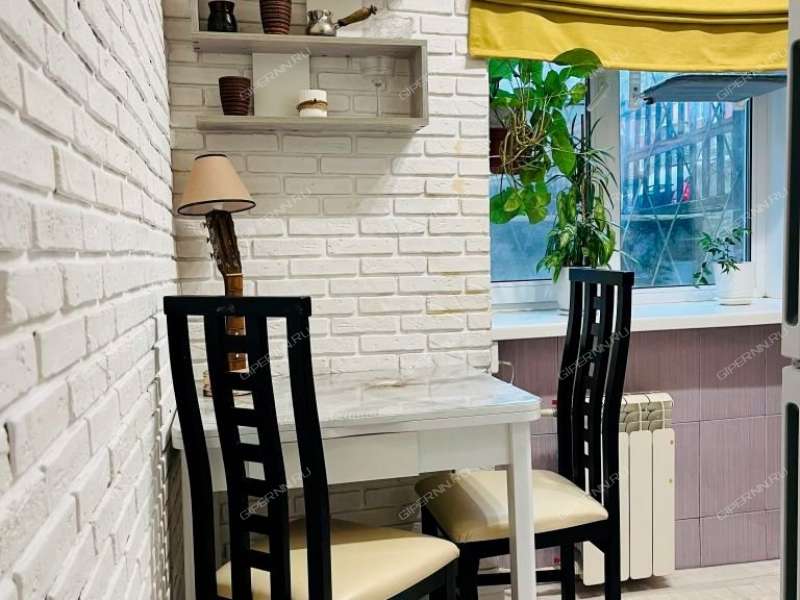 двухкомнатная квартира на улице Сестёр Рукавишниковых дом 26