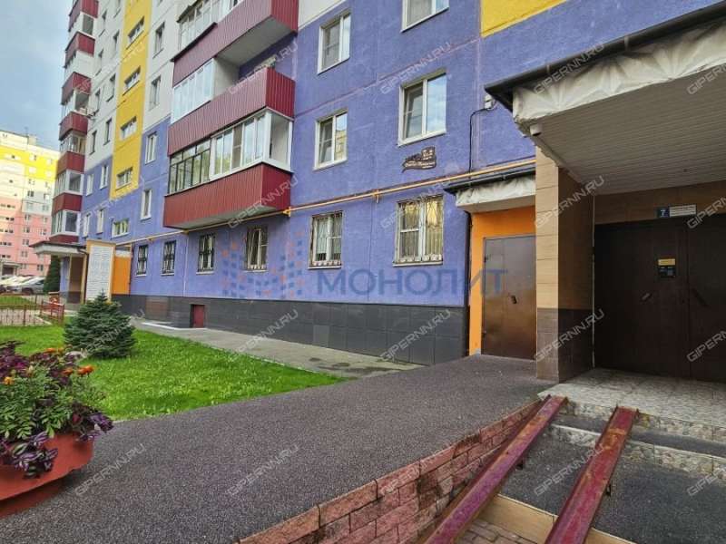 трёхкомнатная квартира на улице Верхнепечёрская дом 7 к2