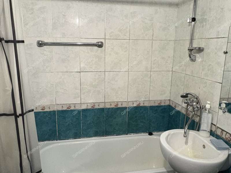 однокомнатная квартира на Заводской улице дом 15 к3