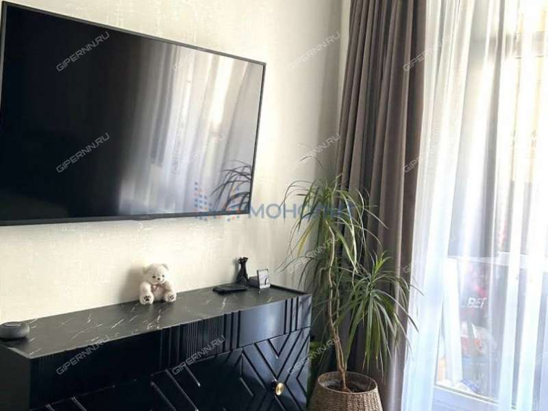 трёхкомнатная квартира на улице Маршала Баграмяна дом 3