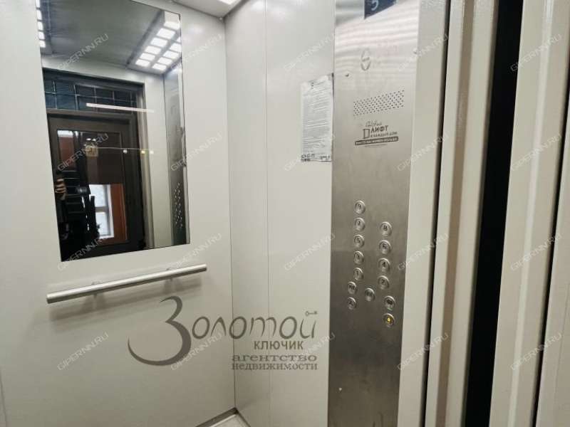 трёхкомнатная квартира на улице Культуры дом 12