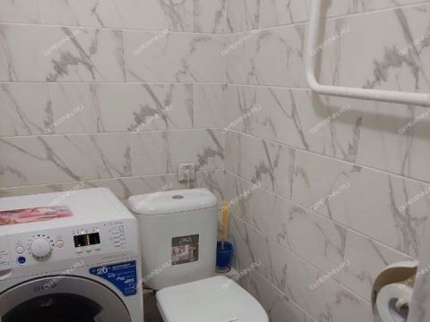 1-komnatnaya-ul-plotnikova-d-5 фото