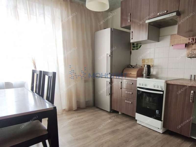 однокомнатная квартира на улице Бурденко дом 33 к1