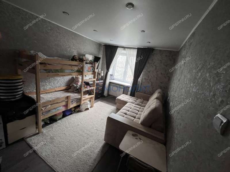 однокомнатная квартира на улице Юлиуса Фучика дом 10