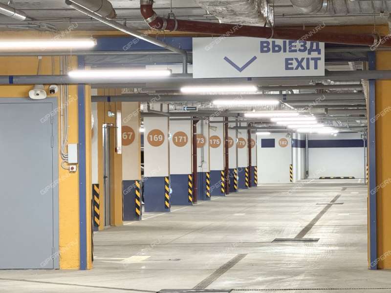 парковочное место на Большей Печёрской улице