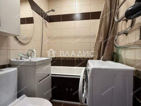 3-komnatnaya-ul-fedoseenko-d-79 фото