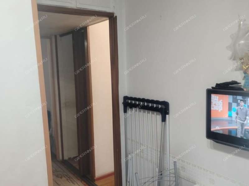 однокомнатная квартира на улице Красных Зорь дом 3