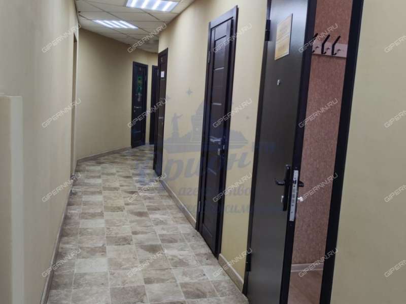 помещение под помещение свободного назначения на улице Героя Рябцева