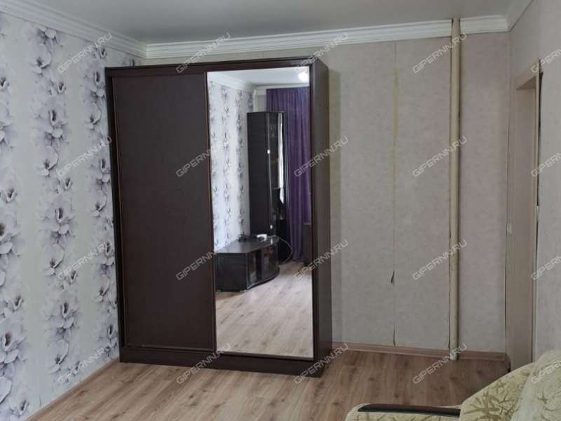 однокомнатная квартира на улице Красных Партизан дом 4