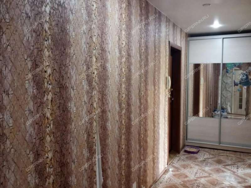 трёхкомнатная квартира на улице Верхнепечёрская дом 4