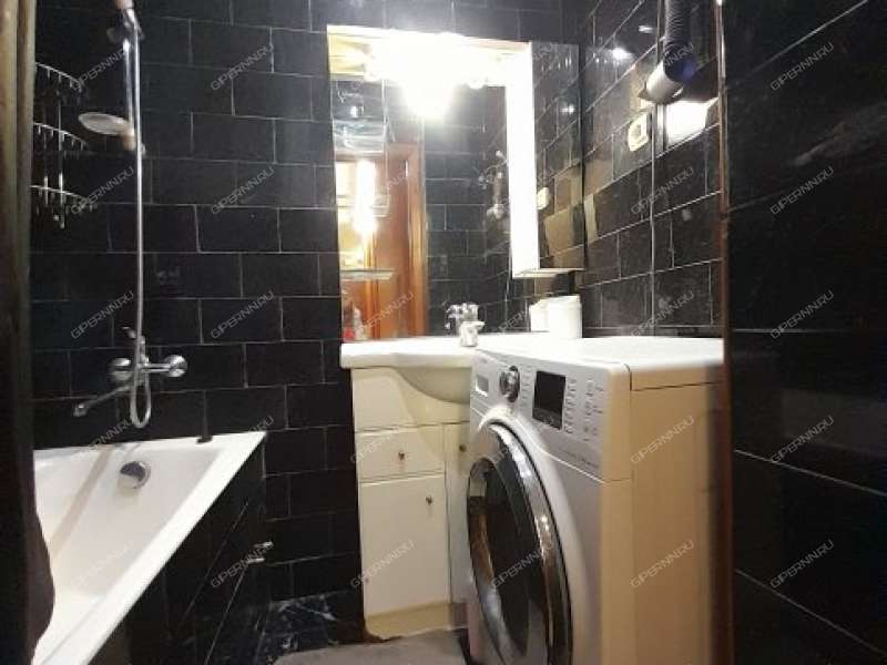 трёхкомнатная квартира на улице Максима Горького дом 152